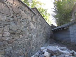 Onteora Club Stone veneer wall
